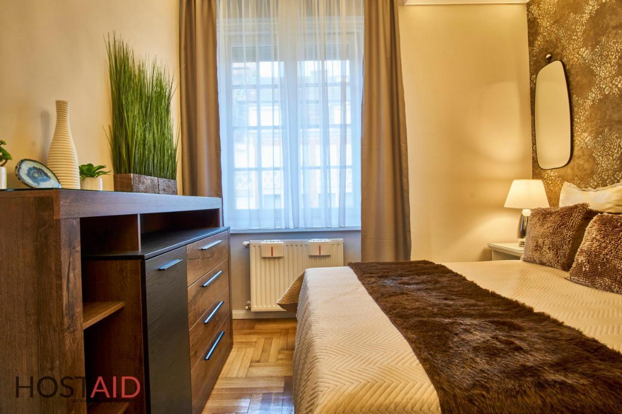 R7 Design Apartment - Hostaid Budapešť Exteriér fotografie